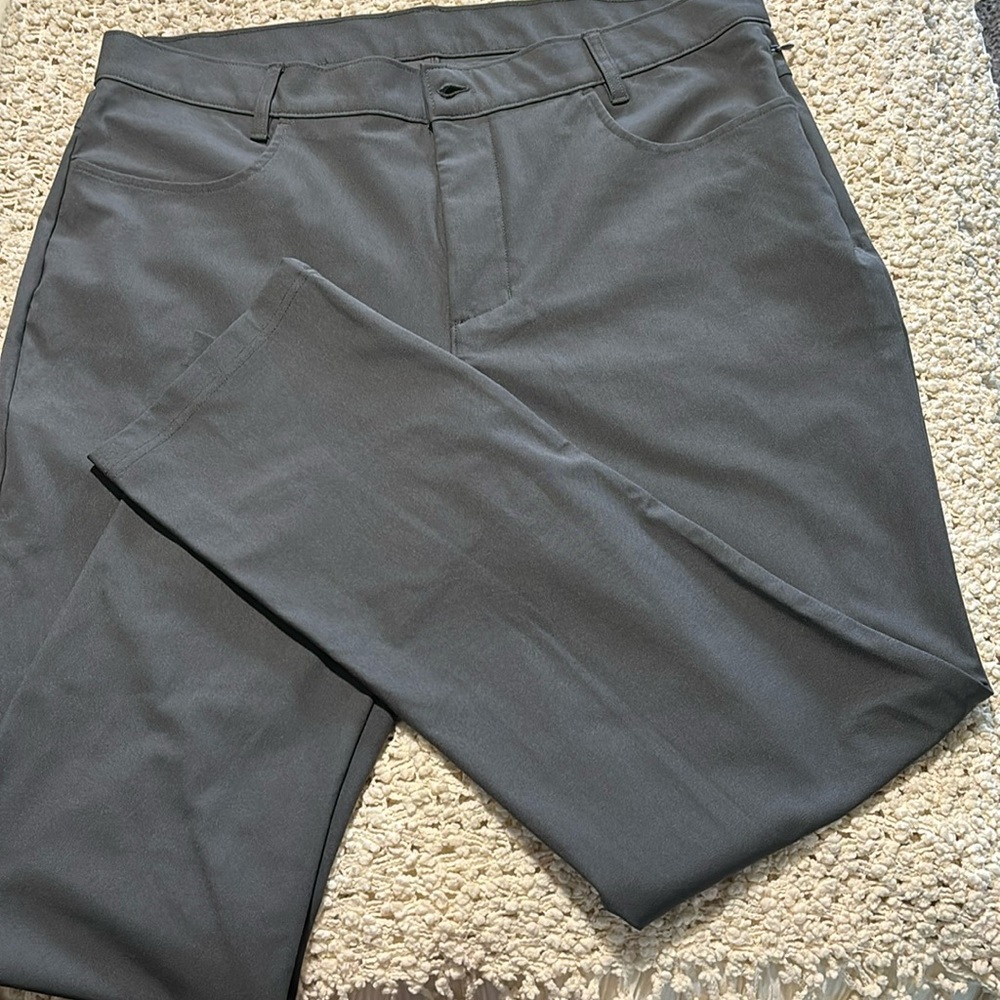 Old Navy active 36 x 30 hybrid pant